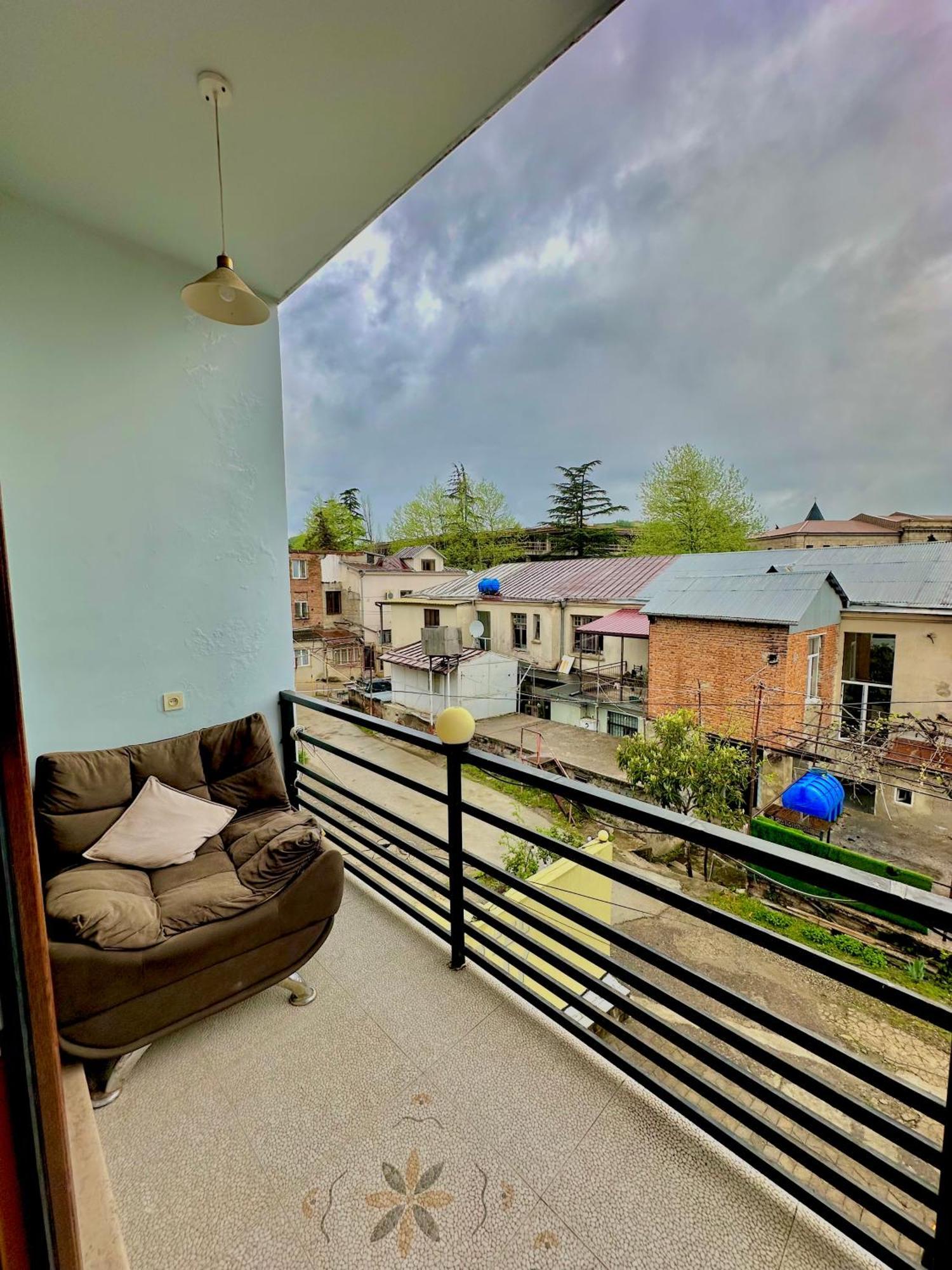 Hotel Balcony Kutaisi Zewnętrze zdjęcie
