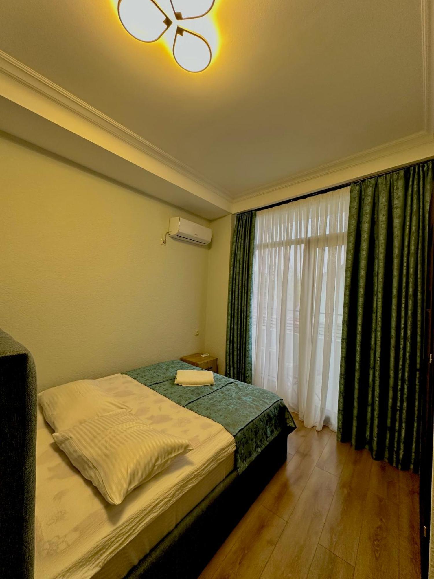 Hotel Balcony Kutaisi Zewnętrze zdjęcie