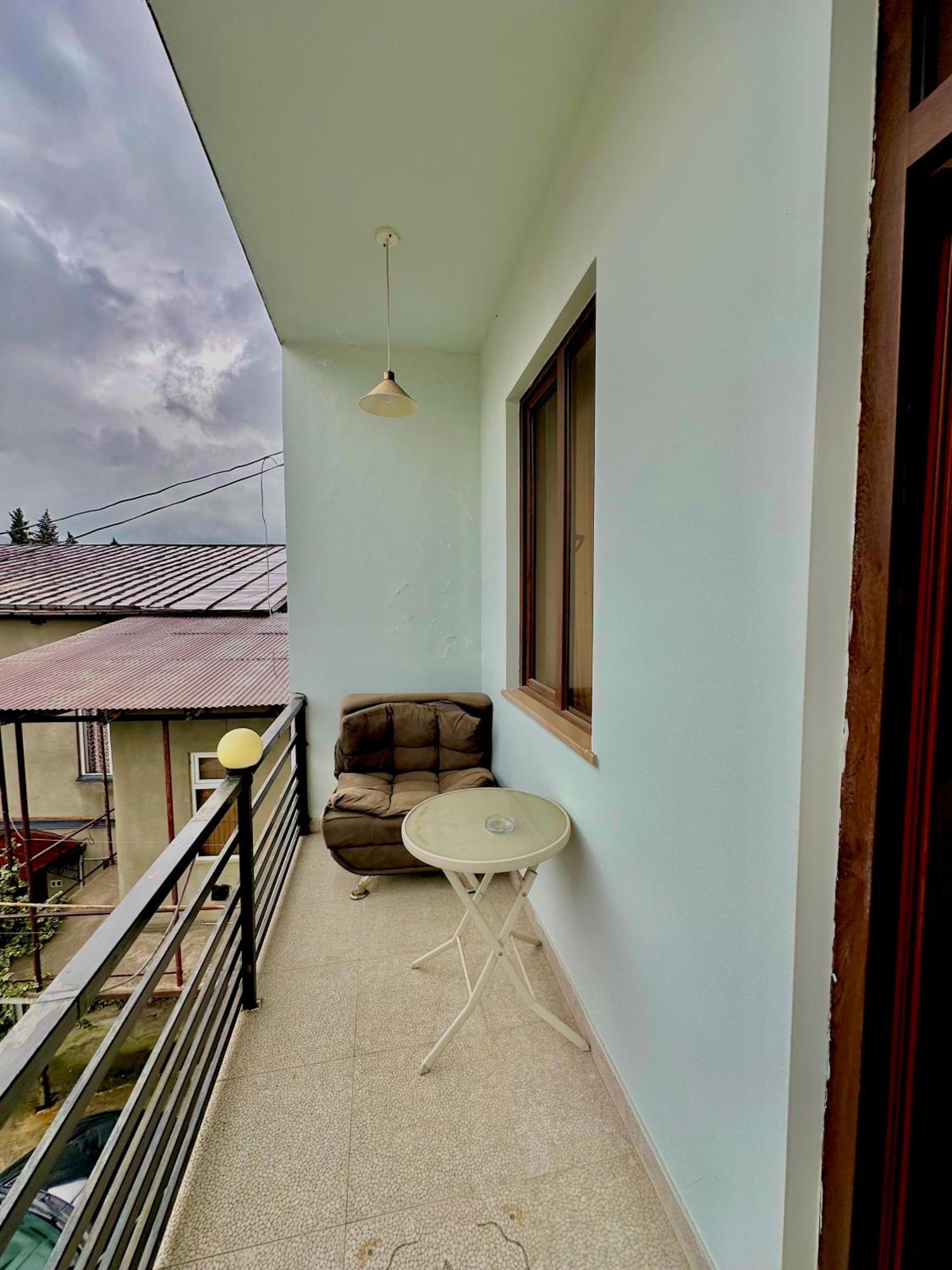 Hotel Balcony Kutaisi Zewnętrze zdjęcie