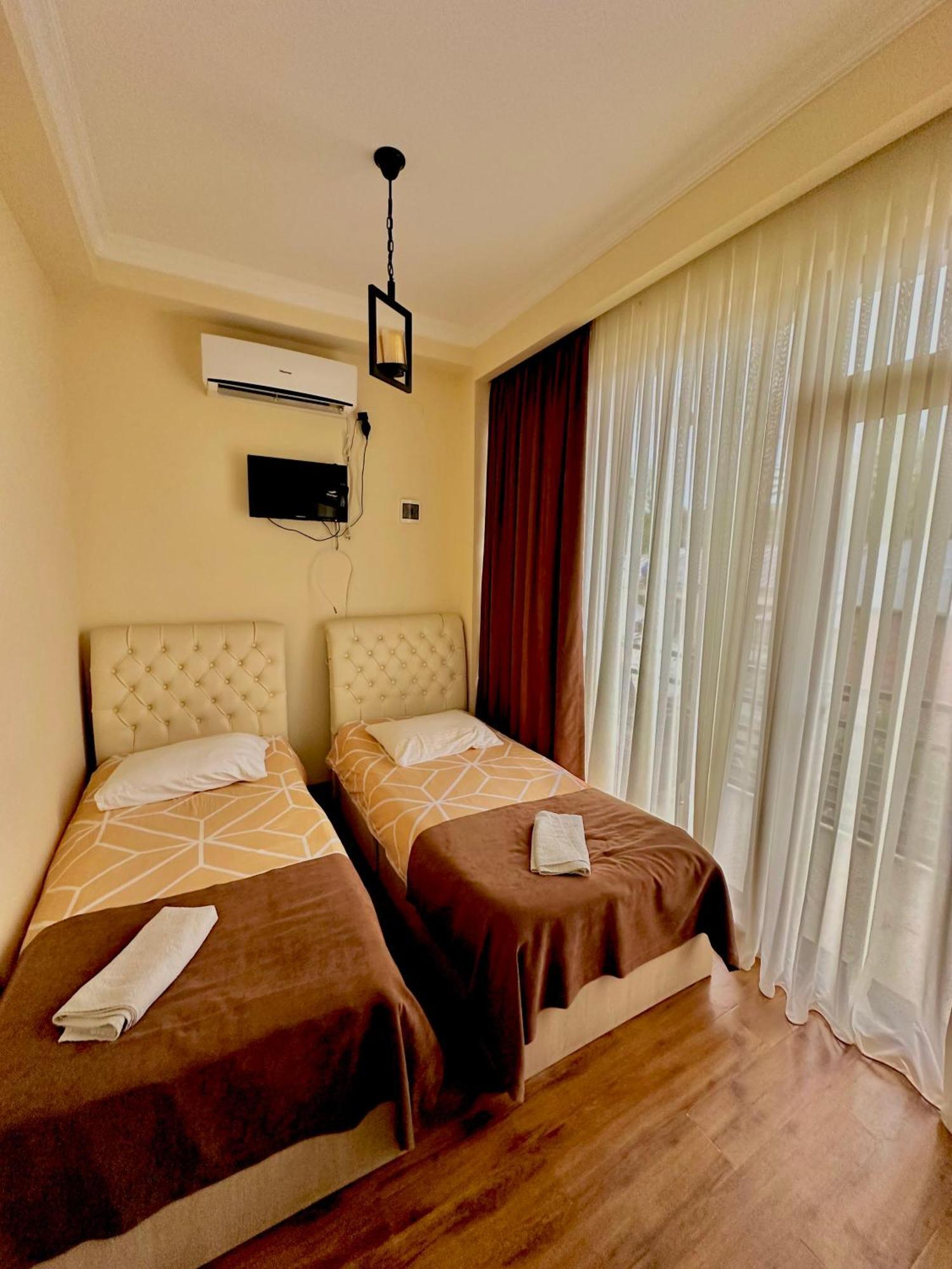Hotel Balcony Kutaisi Zewnętrze zdjęcie