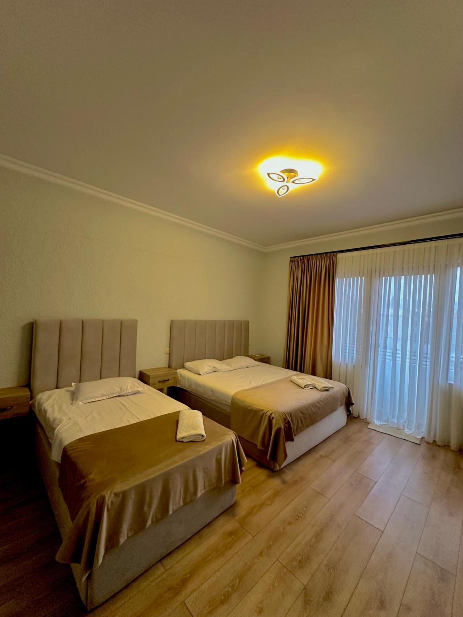 Hotel Balcony Kutaisi Zewnętrze zdjęcie