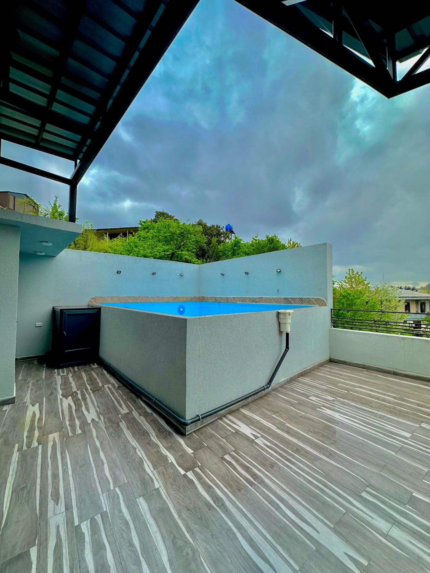 Hotel Balcony Kutaisi Zewnętrze zdjęcie