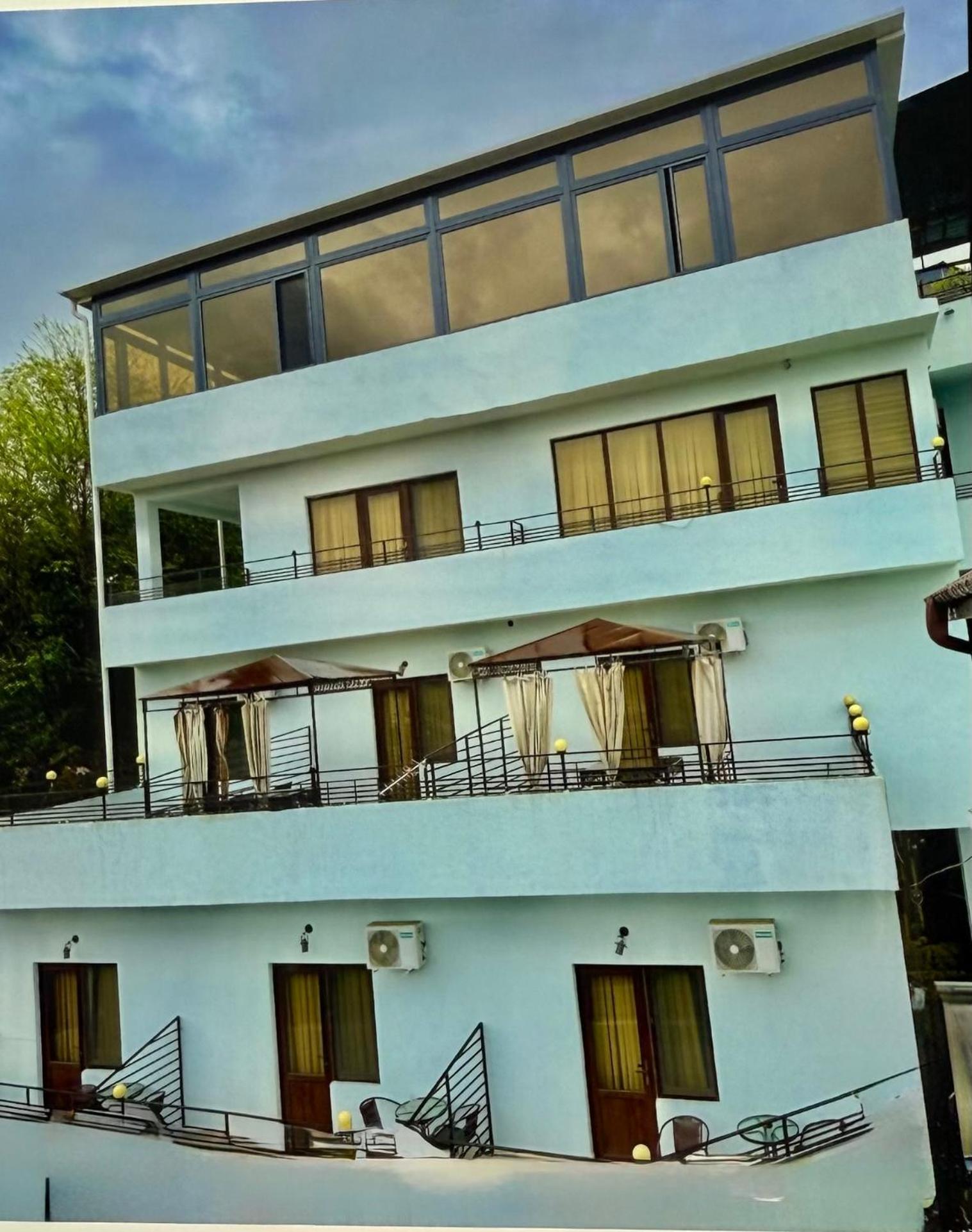 Hotel Balcony Kutaisi Zewnętrze zdjęcie